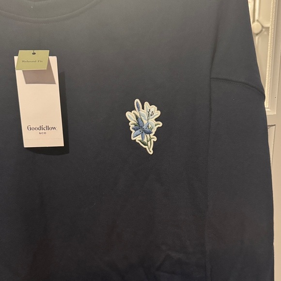 Goodfellow & Co Dark Blue Crewneck Sweater with Floral Patch - Picture 3 of 4